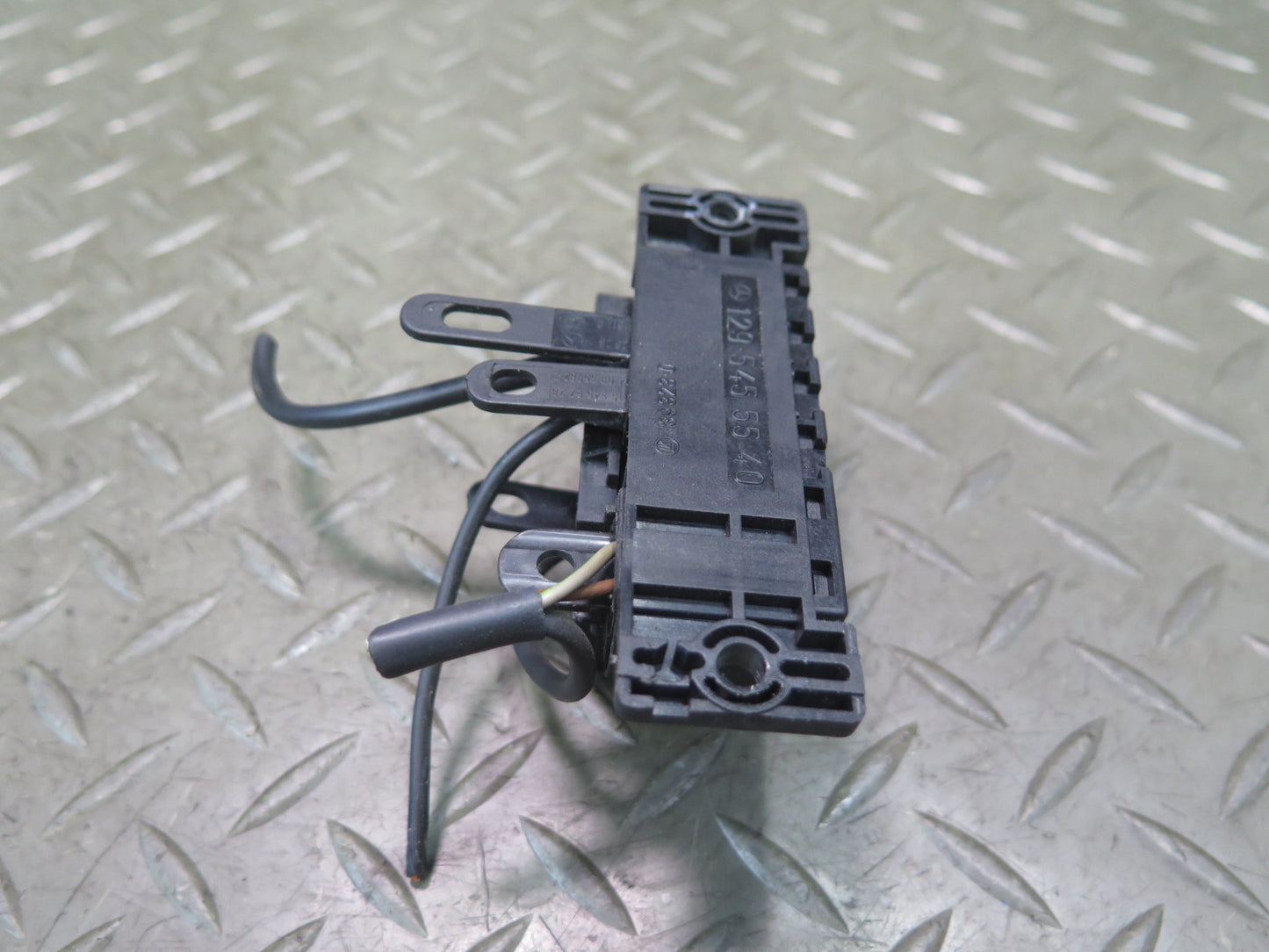 86-93 Mercedes W124 300E Diagnostic Port Connector Unit 1295455540 OEM