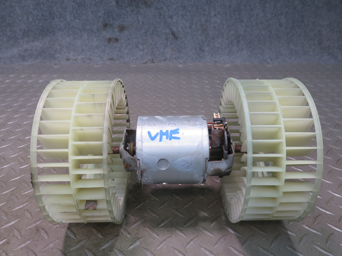 86-93 Mercedes W124 300E A/C Heater Blower Motor Fan OEM