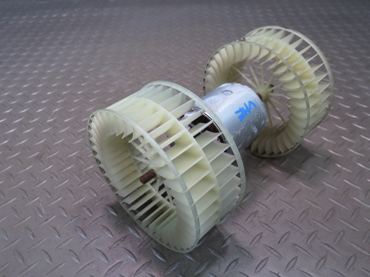 86-93 Mercedes W124 300E A/C Heater Blower Motor Fan OEM