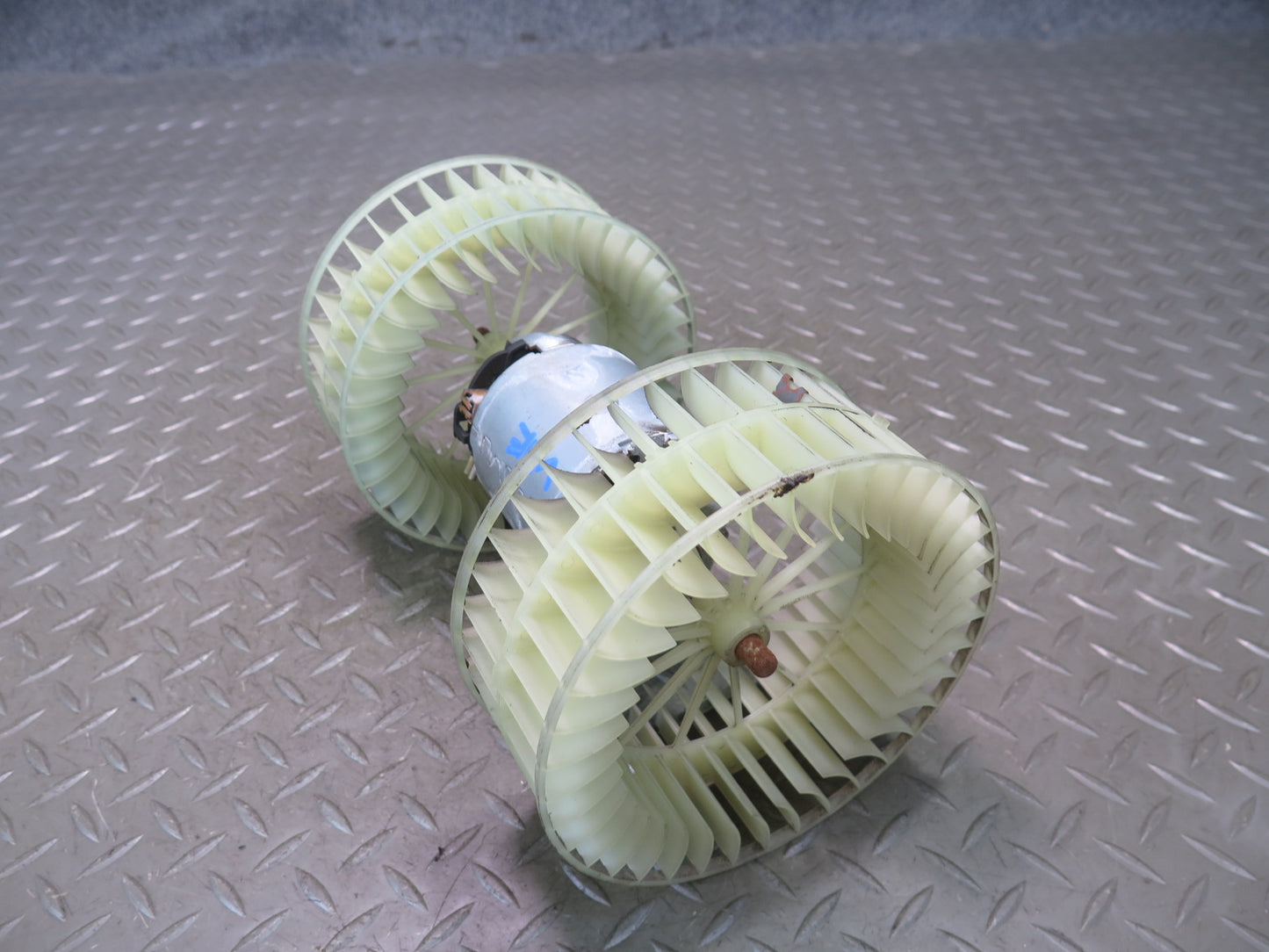 86-93 Mercedes W124 300E A/C Heater Blower Motor Fan OEM