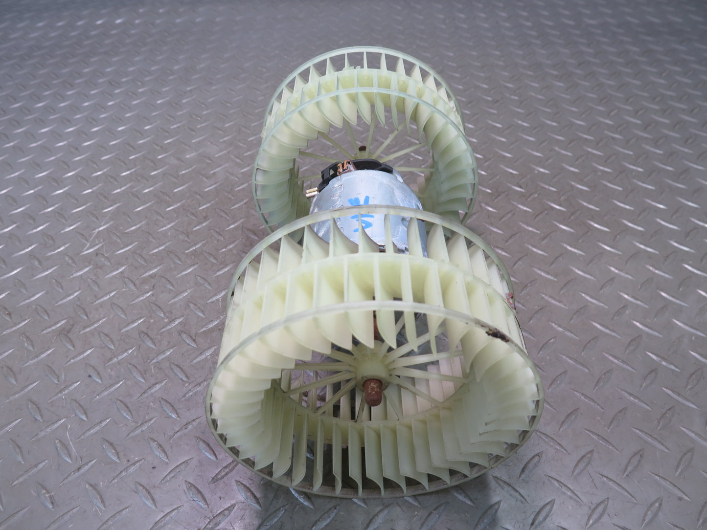 86-93 Mercedes W124 300E A/C Heater Blower Motor Fan OEM