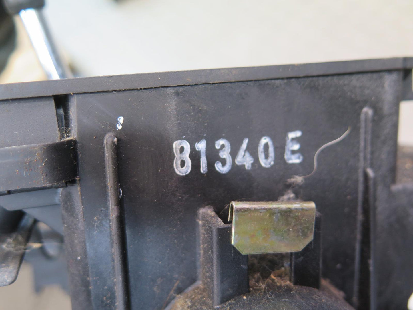 86-93 Mercedes W124 300E A/T Automatic Transmission Shifter w Cable OEM