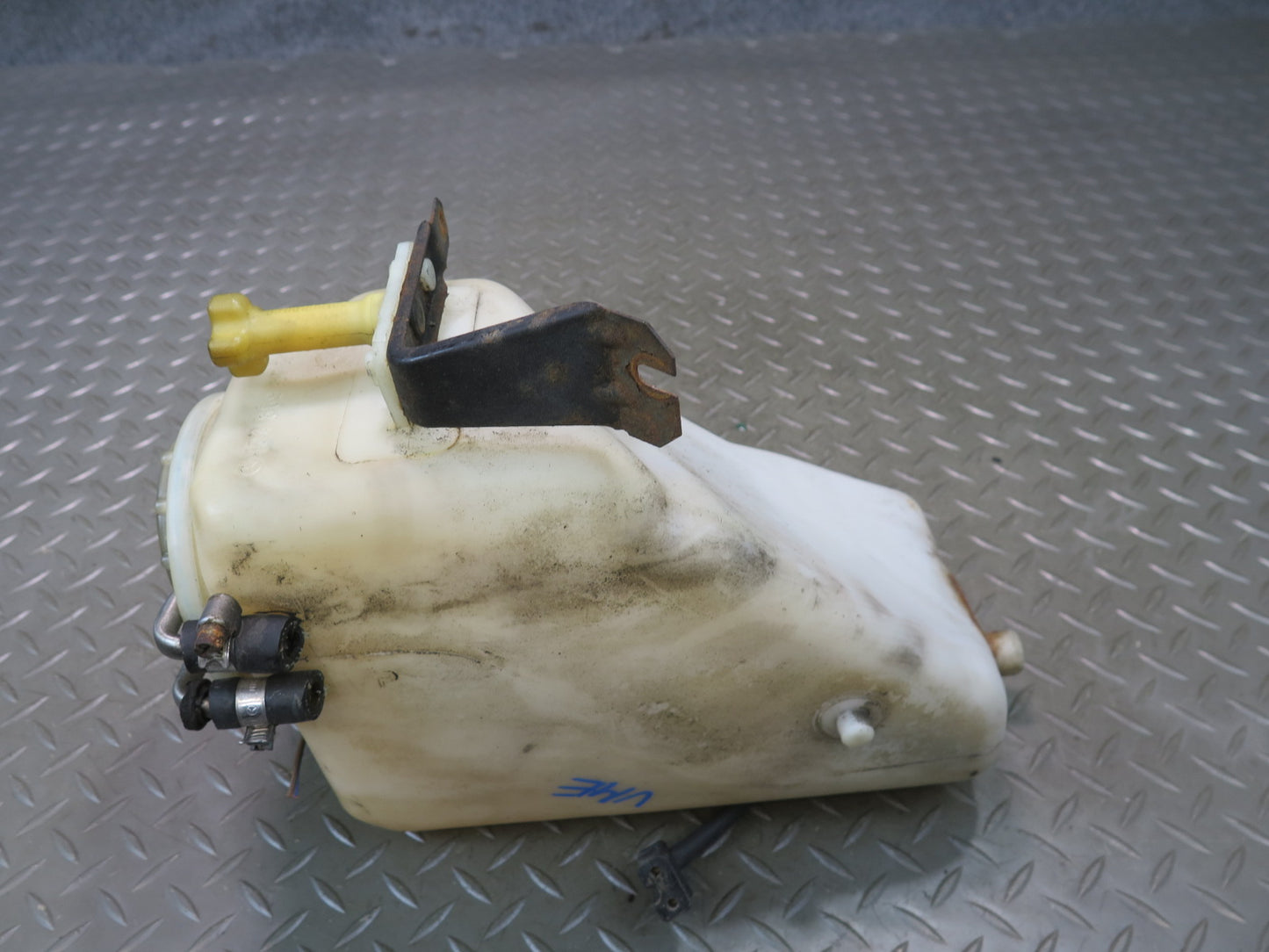 86-93 Mercedes W124 300E Windshield Washer Fluid Reservoir Tank w Pump OEM