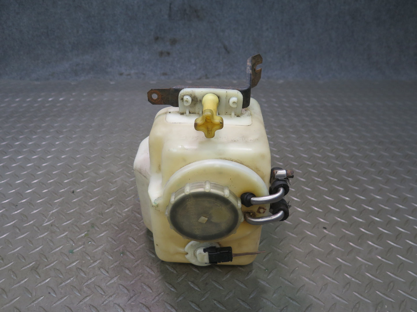 86-93 Mercedes W124 300E Windshield Washer Fluid Reservoir Tank w Pump OEM
