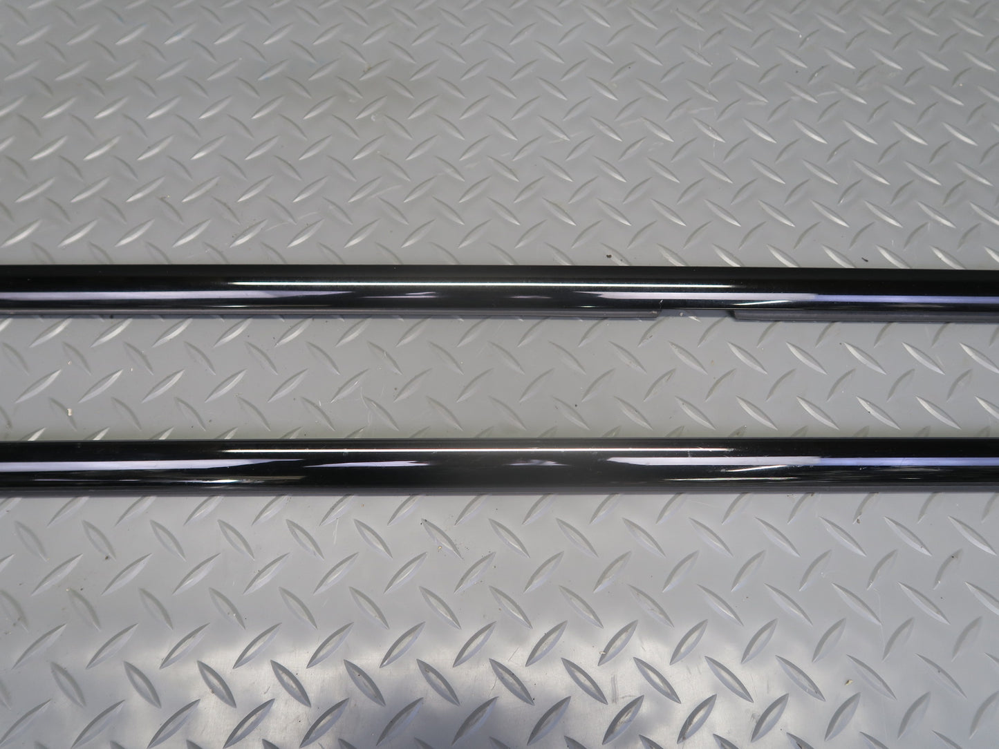 00-06 BMW E53 X5 Set of 2 Front & Rear Right Door Weatherstrip Trim Molding OEM