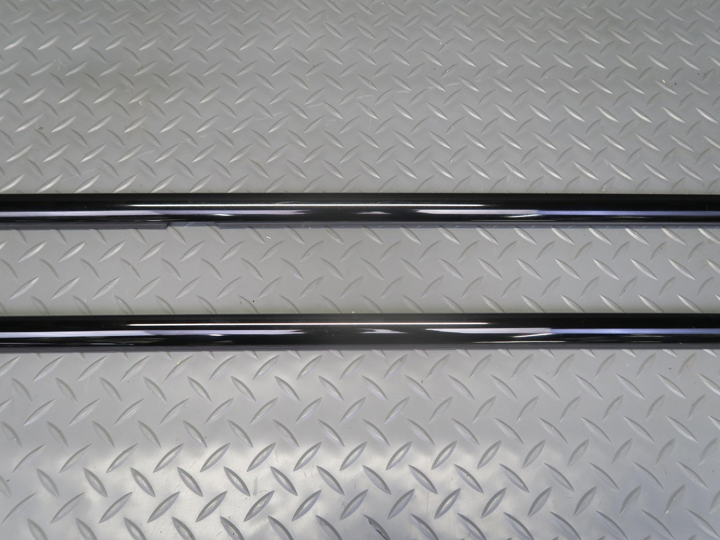 00-06 BMW E53 X5 Set of 2 Front & Rear Left Door Weatherstrip Trim Molding OEM
