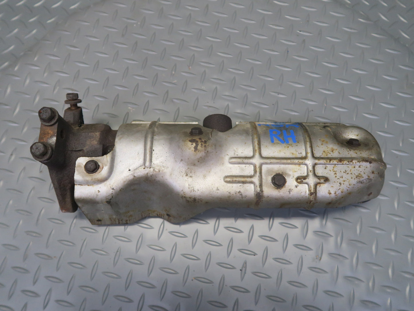 95-97 Nissan Gloria Y33 VQ30DET Turbo Left Middle Right Exhaust Manifold Set OEM