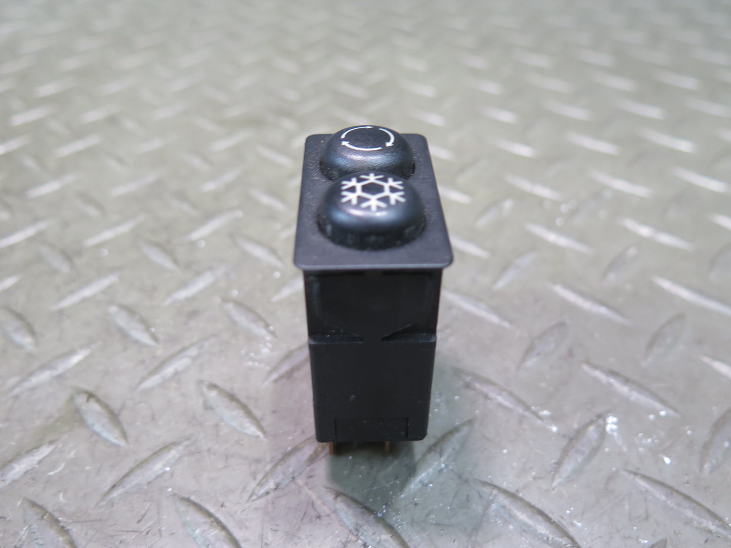 96-99 BMW Z3 E36 A/C Air Condition Recirculation Button Switch OEM