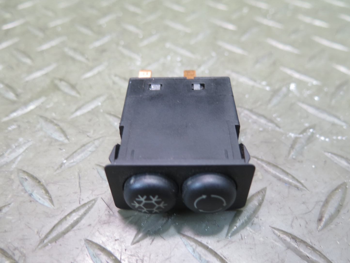96-99 BMW Z3 E36 A/C Air Condition Recirculation Button Switch OEM