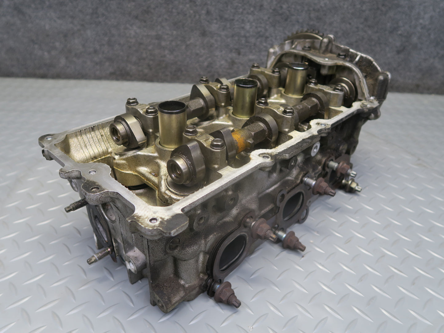 95-97 Nissan Gloria HY33 3.0L VQ30DET Turbo Engine Right Cylinder Head 60K OEM