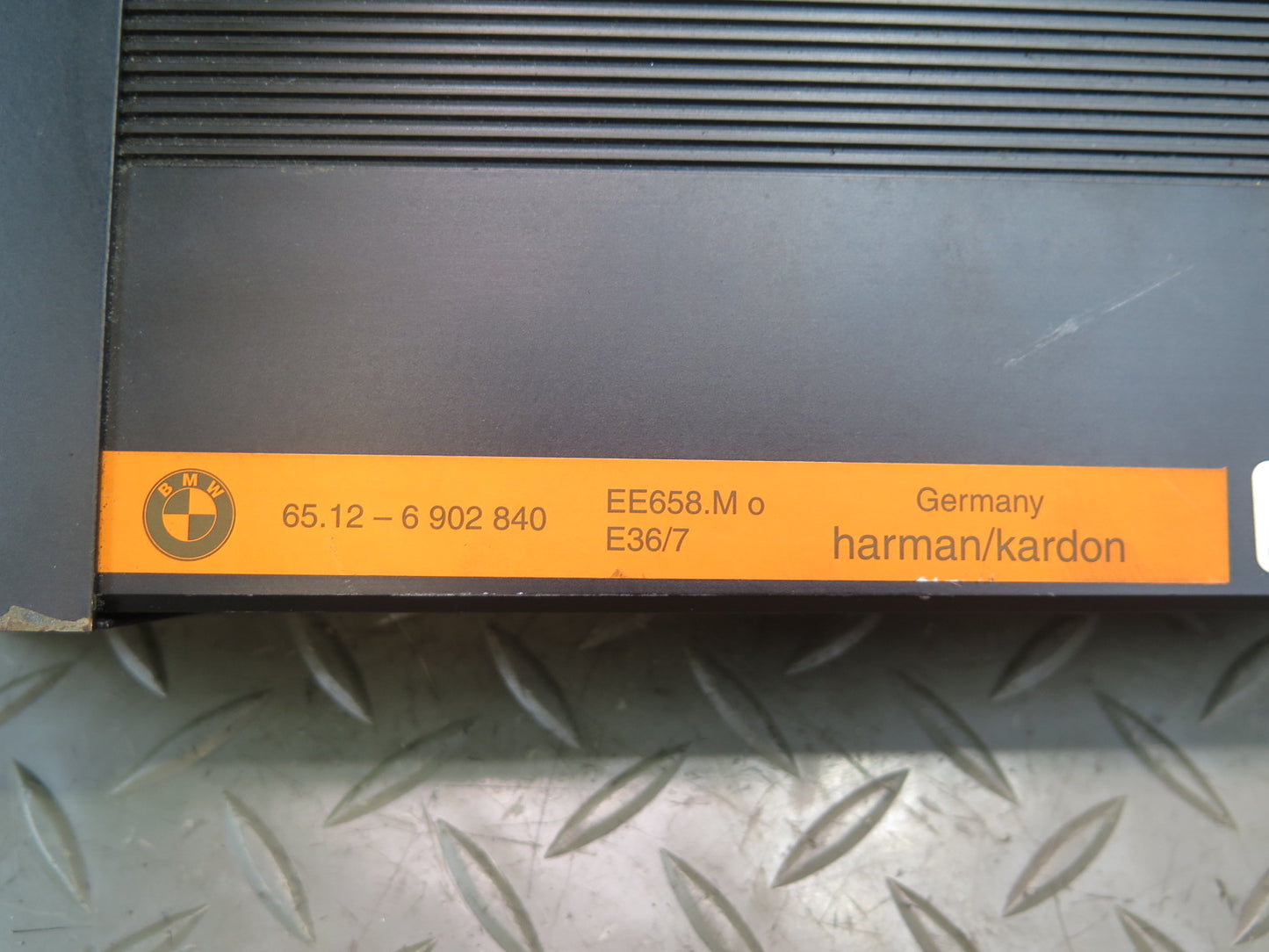 99-02 BMW E36/7 Z3 Harman Kardon Radio Audio Amplifier AMP 6902840 OEM
