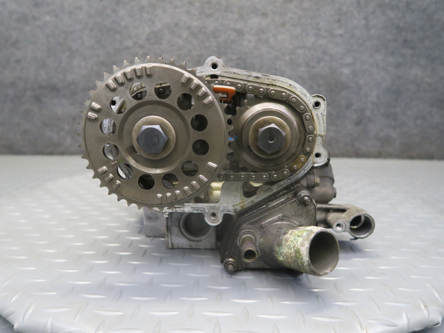 95-97 Nissan Gloria HY33 3.0L VQ30DET Turbo Engine Left Cylinder Head 60K OEM