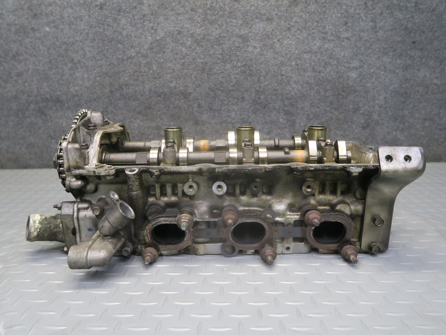 95-97 Nissan Gloria HY33 3.0L VQ30DET Turbo Engine Left Cylinder Head 60K OEM