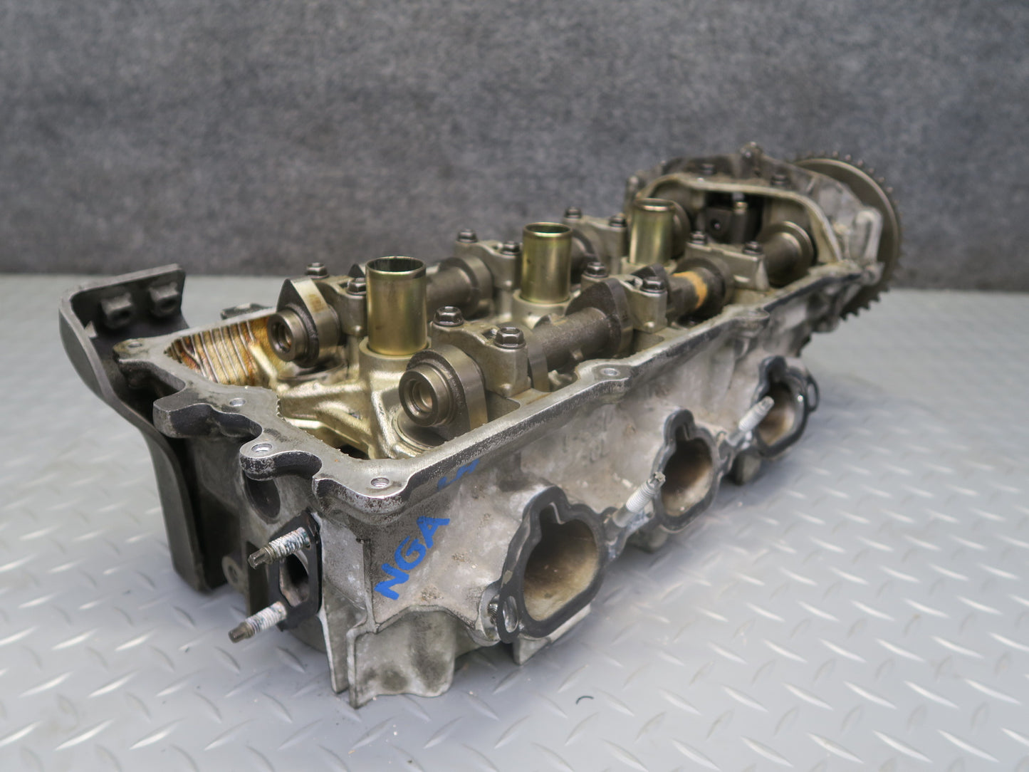 95-97 Nissan Gloria HY33 3.0L VQ30DET Turbo Engine Left Cylinder Head 60K OEM
