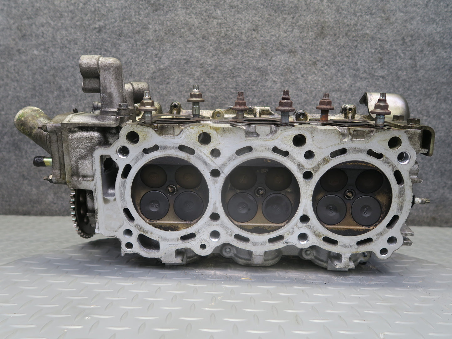 95-97 Nissan Gloria HY33 3.0L VQ30DET Turbo Engine Left Cylinder Head 60K OEM