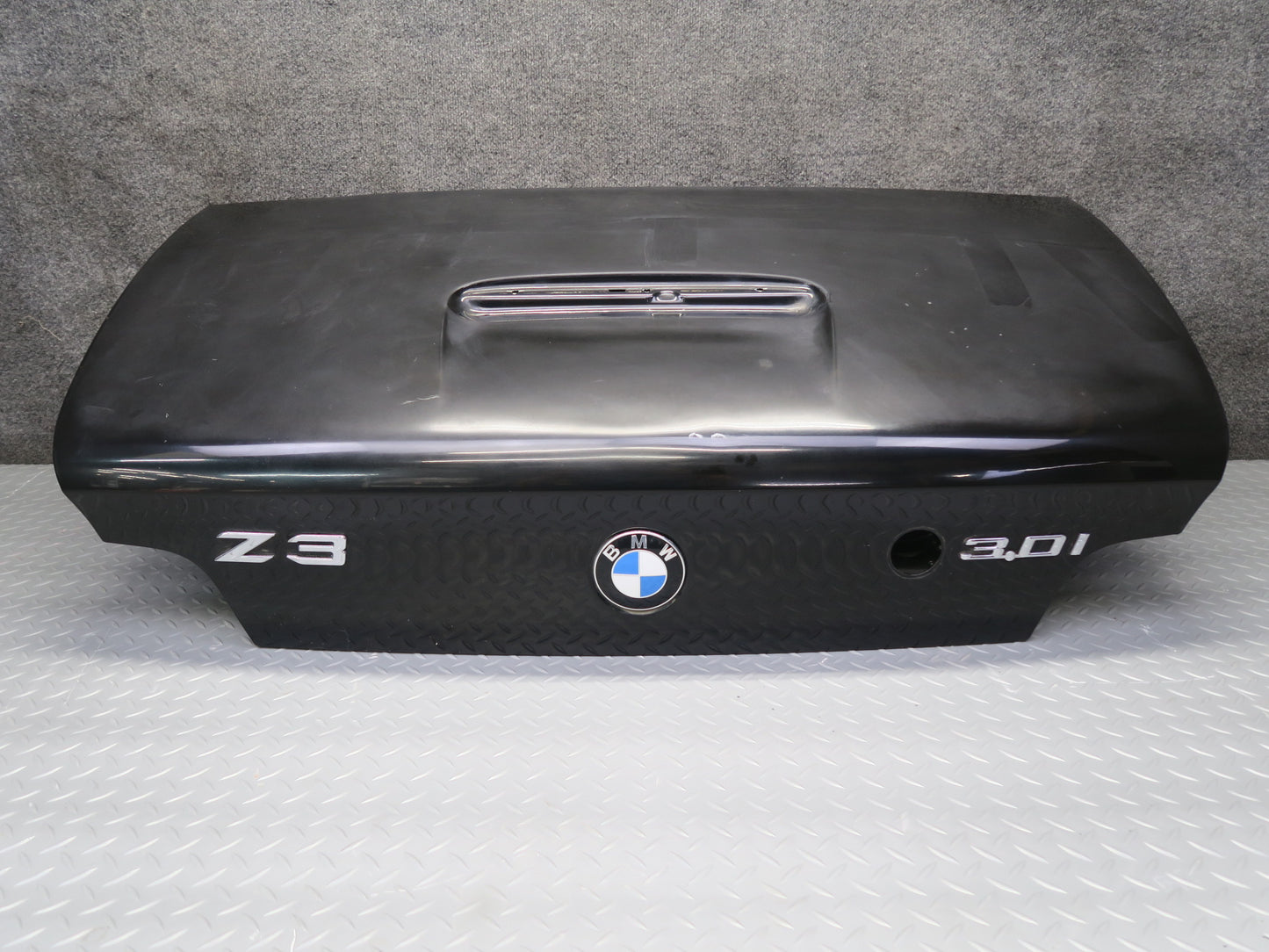 00-02 BMW E36/7 Z3 Roadster Rear Trunk Deck Lid Shell Cover Panel Black OEM