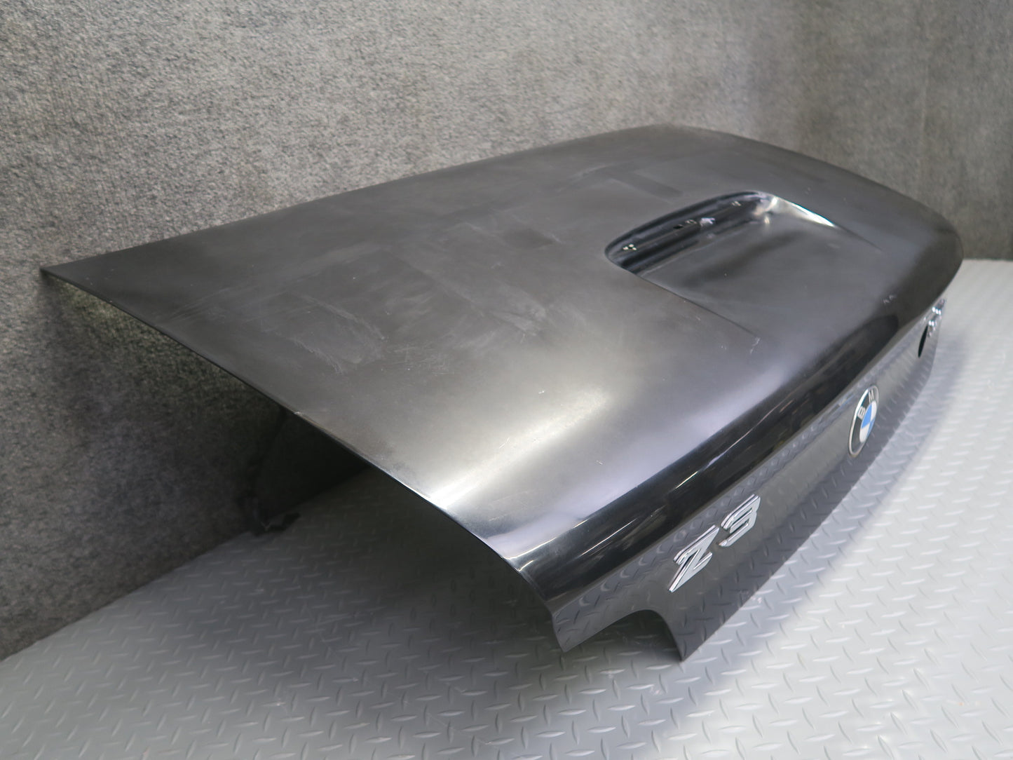00-02 BMW E36/7 Z3 Roadster Rear Trunk Deck Lid Shell Cover Panel Black OEM