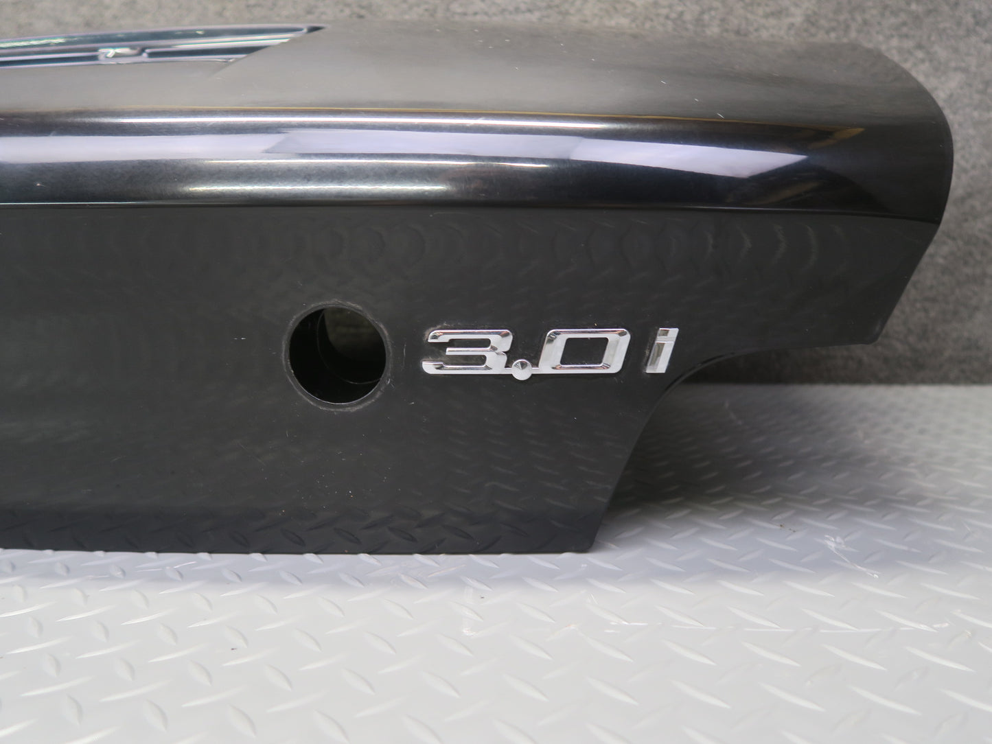 00-02 BMW E36/7 Z3 Roadster Rear Trunk Deck Lid Shell Cover Panel Black OEM