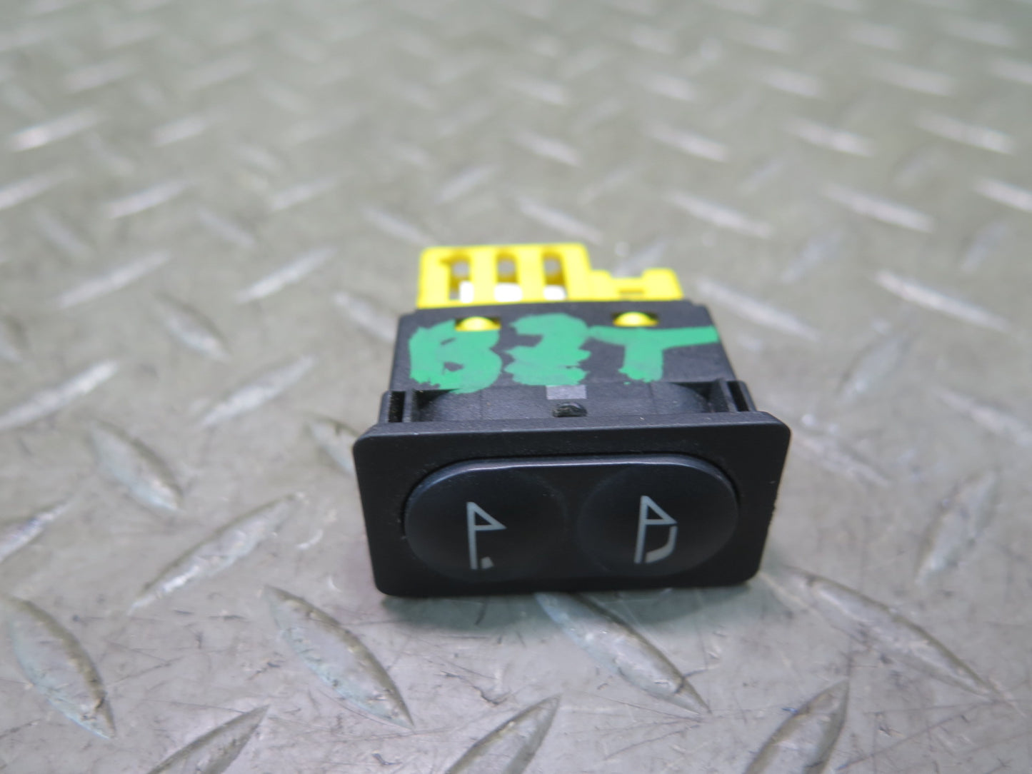 98-02 BMW E36/7 Z3 Roadster Folding TOP Roof Control Switch Button 2496302 OEM