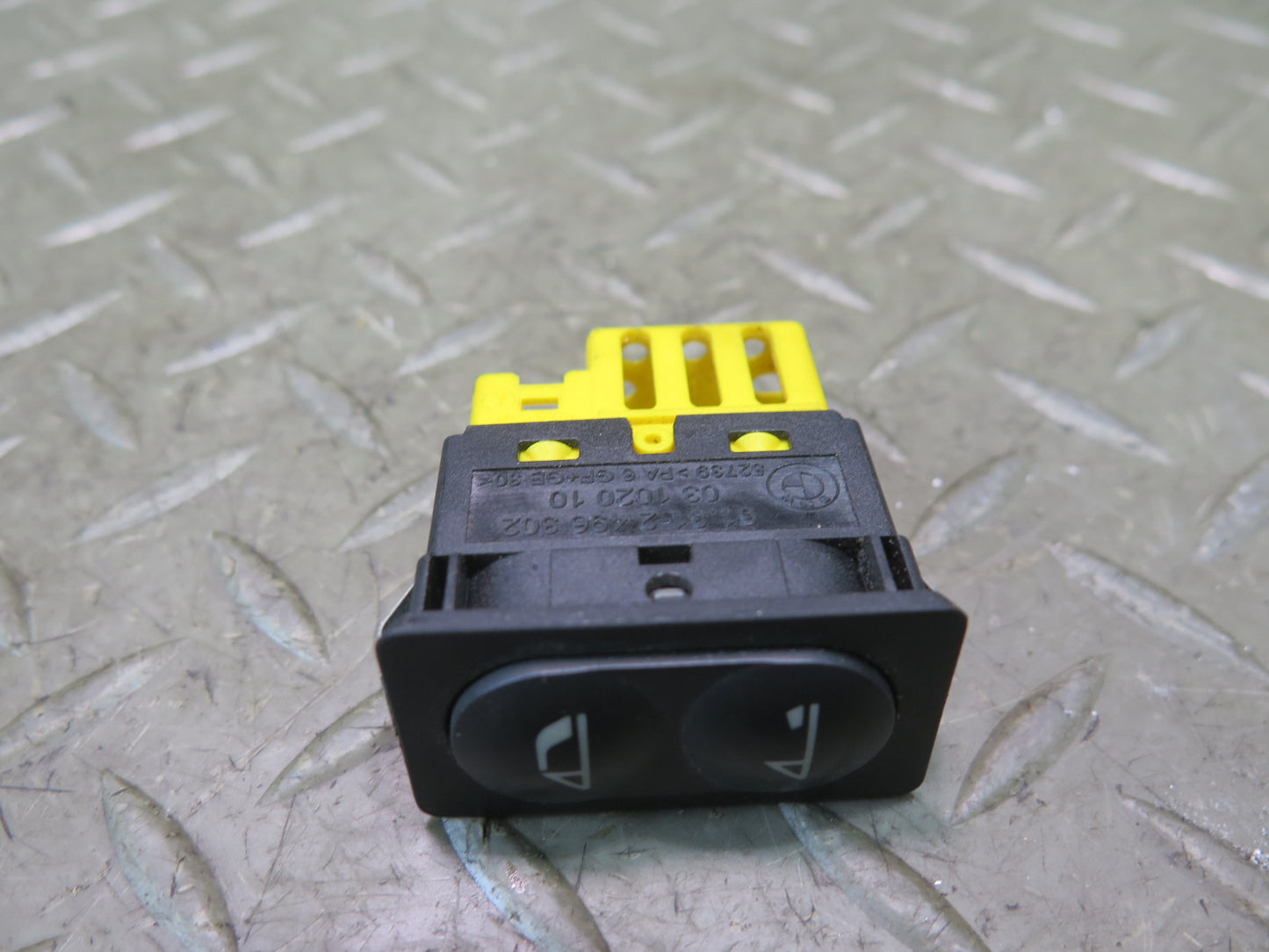 98-02 BMW E36/7 Z3 Roadster Folding TOP Roof Control Switch Button 2496302 OEM