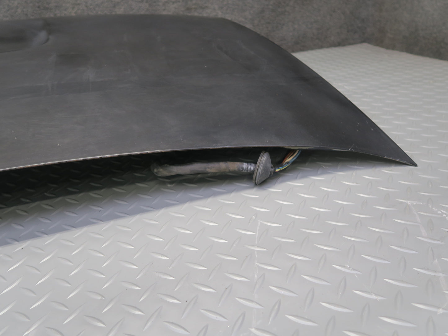 00-02 BMW E36/7 Z3 Roadster Rear Trunk Deck Lid Shell Cover Panel Black OEM
