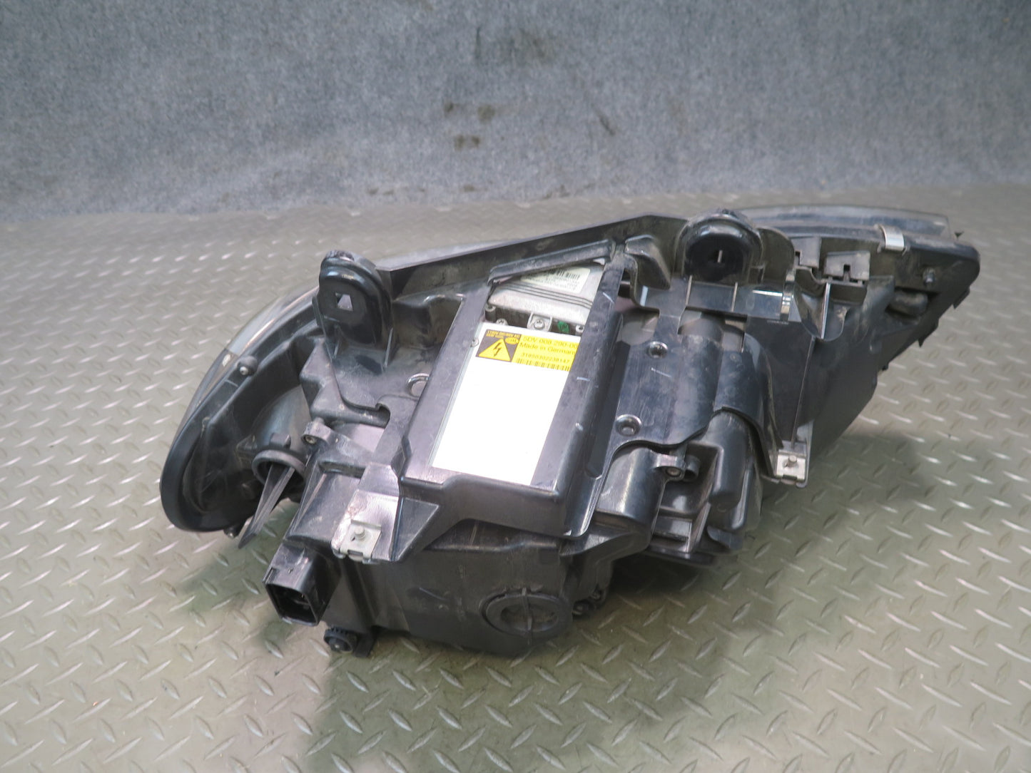 04-06 BMW E53 X5 Front Right Passenger Side Adaptive Xenon Headlight Lamp OEM