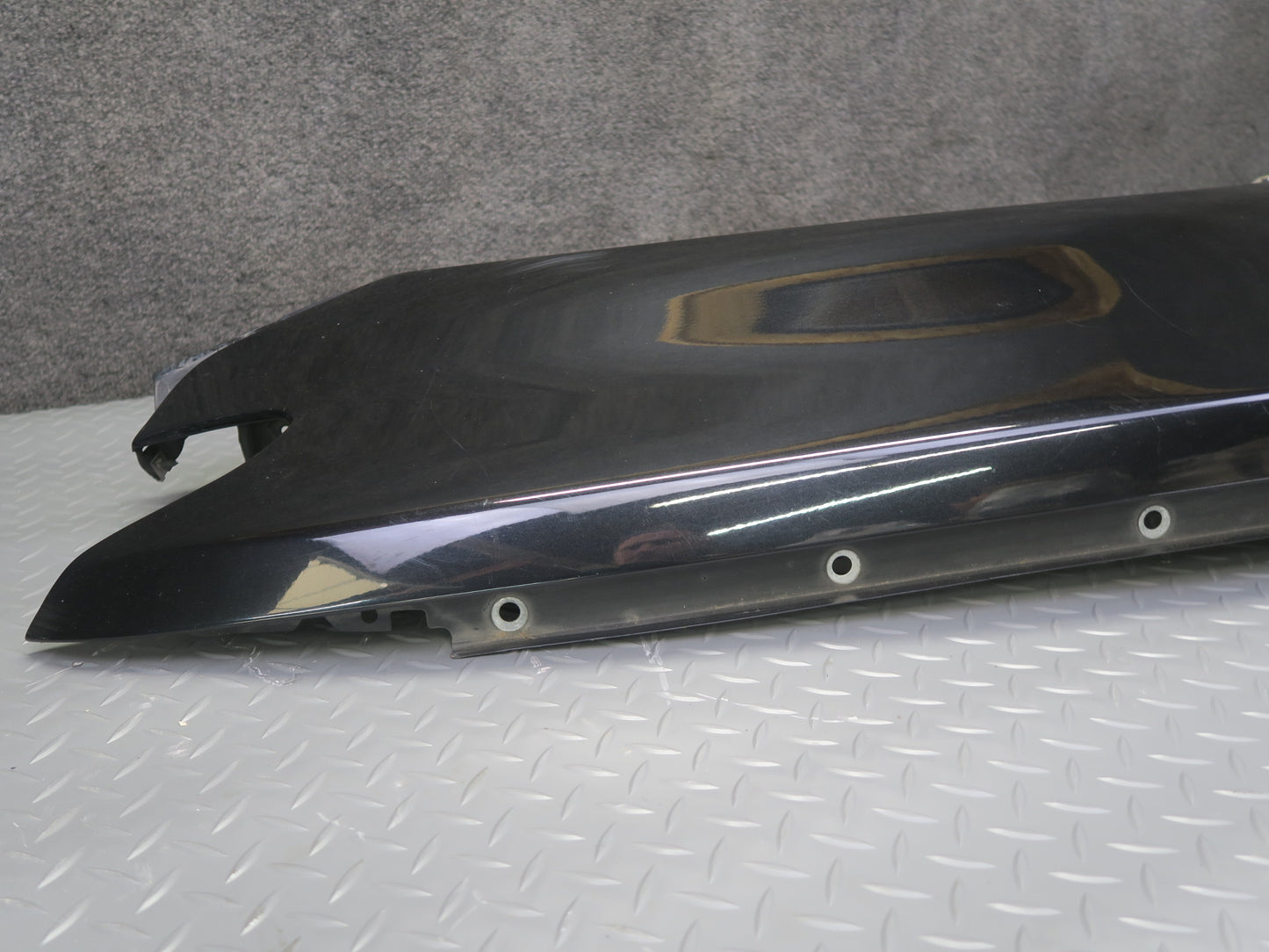 04-06 BMW E53 X5 Front Right Fender Shell Cover Panel Black OEM