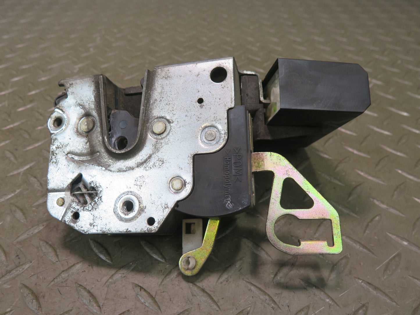 96-02 BMW E36/7 Z3 Right Passenger Door Lock Latch Actuator 8397278 OEM