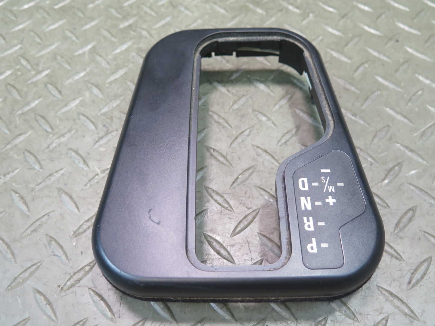 00-02 BMW E36/7 Z3 Center Automatic Shifter Select Panel Trim Cover 8413730 OEM