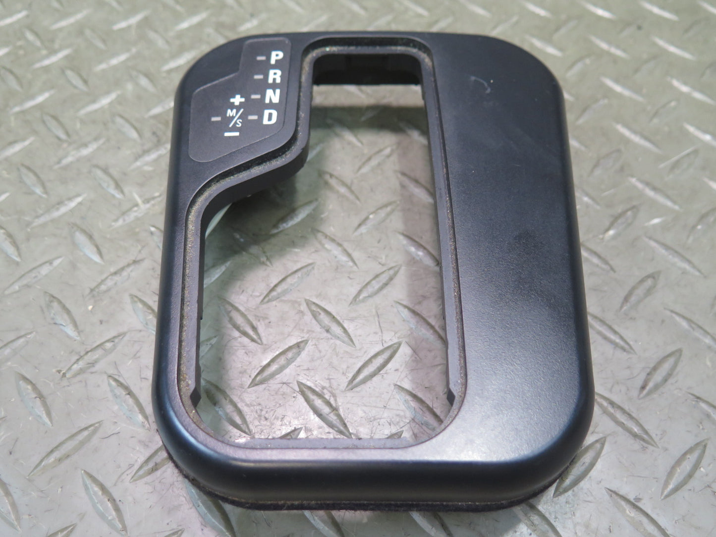 00-02 BMW E36/7 Z3 Center Automatic Shifter Select Panel Trim Cover 8413730 OEM