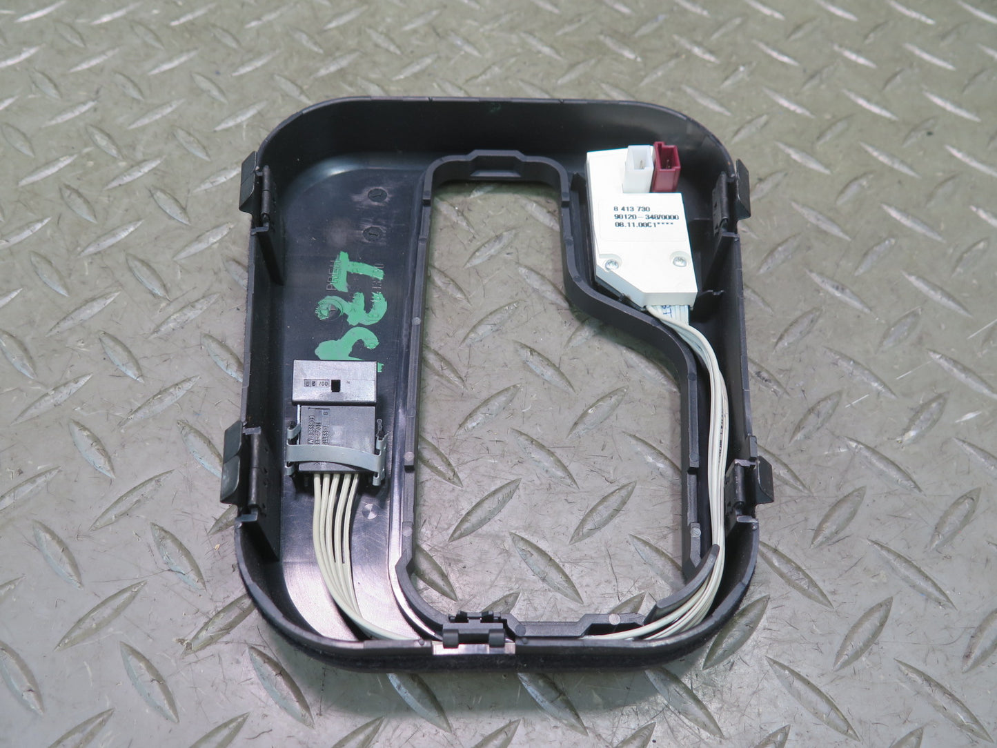 00-02 BMW E36/7 Z3 Center Automatic Shifter Select Panel Trim Cover 8413730 OEM