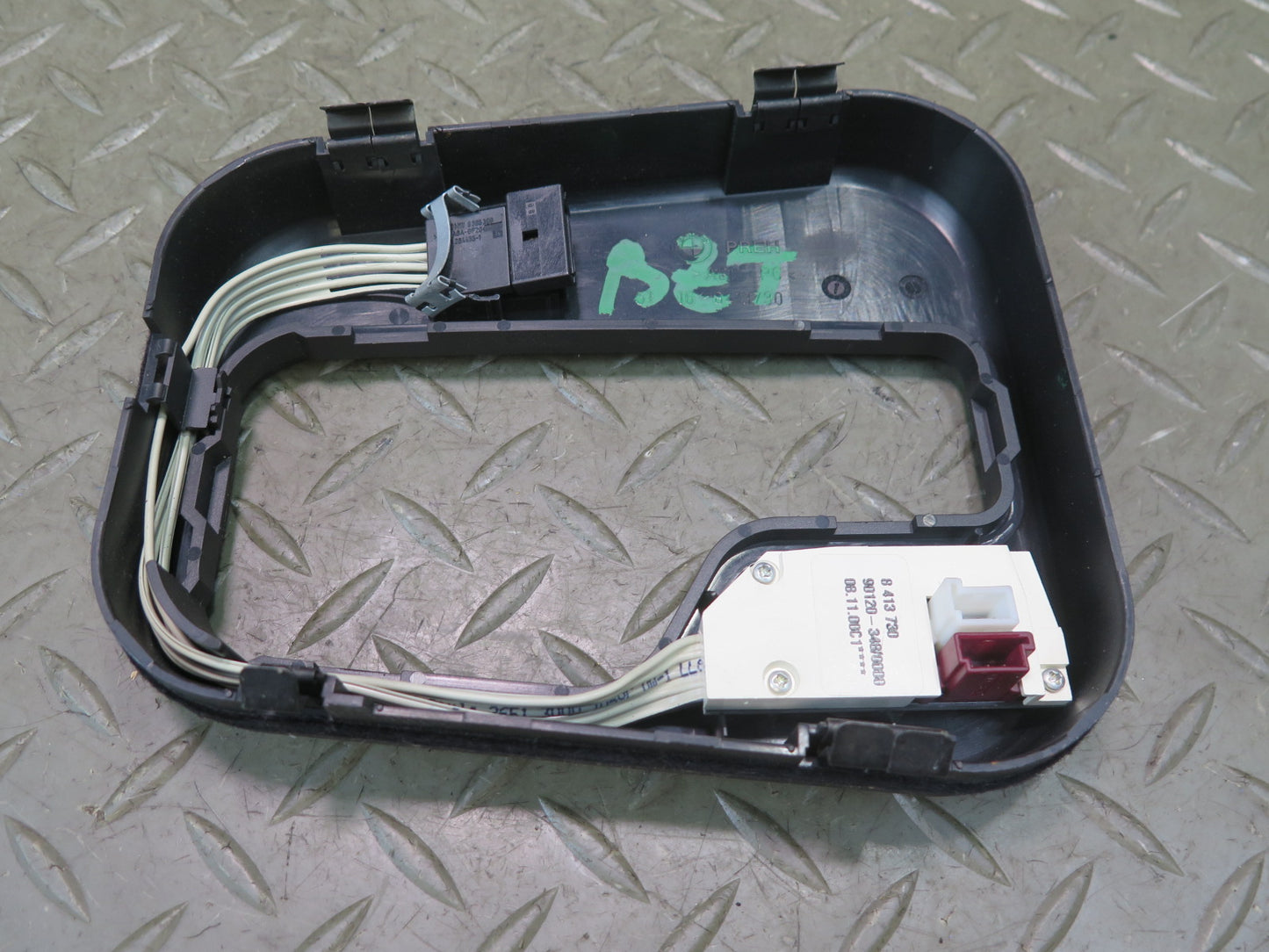 00-02 BMW E36/7 Z3 Center Automatic Shifter Select Panel Trim Cover 8413730 OEM