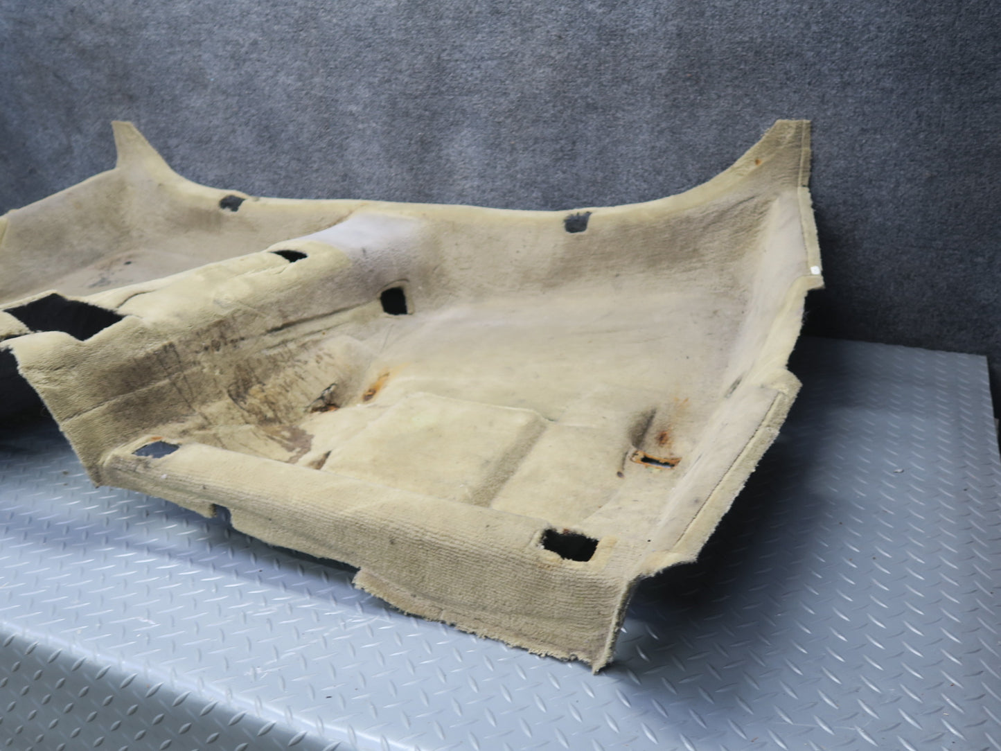 86-93 Mercedes W124 300E Sedan Front Interior Floor MAT Carpet Cover Beige OEM
