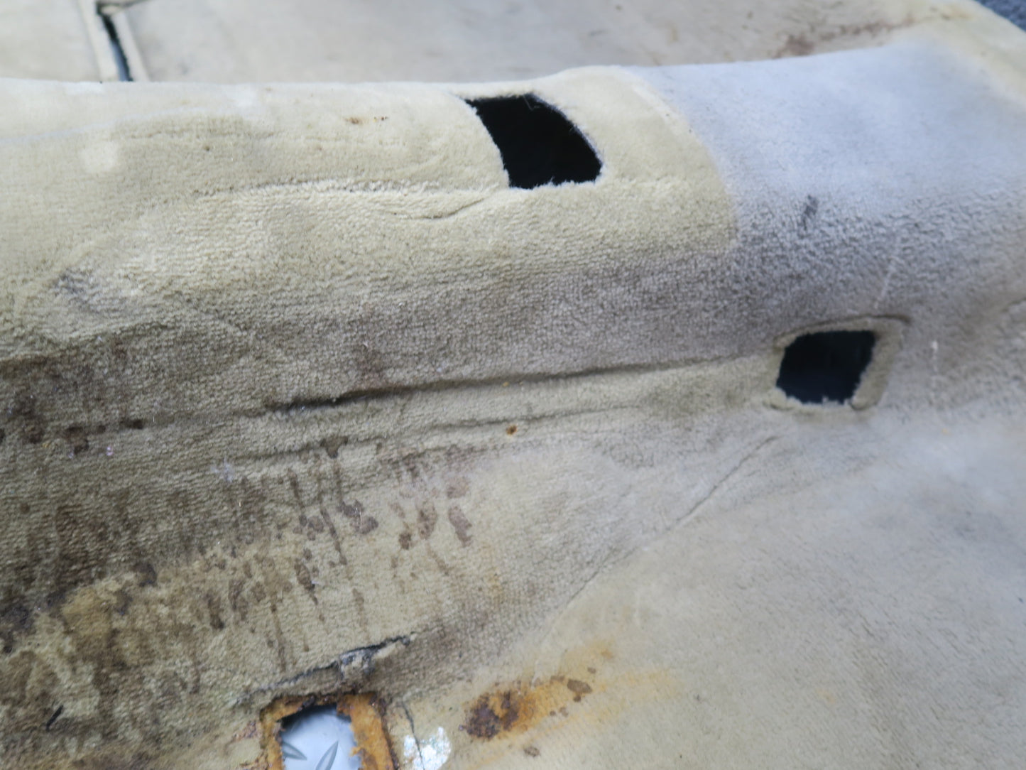 86-93 Mercedes W124 300E Sedan Front Interior Floor MAT Carpet Cover Beige OEM