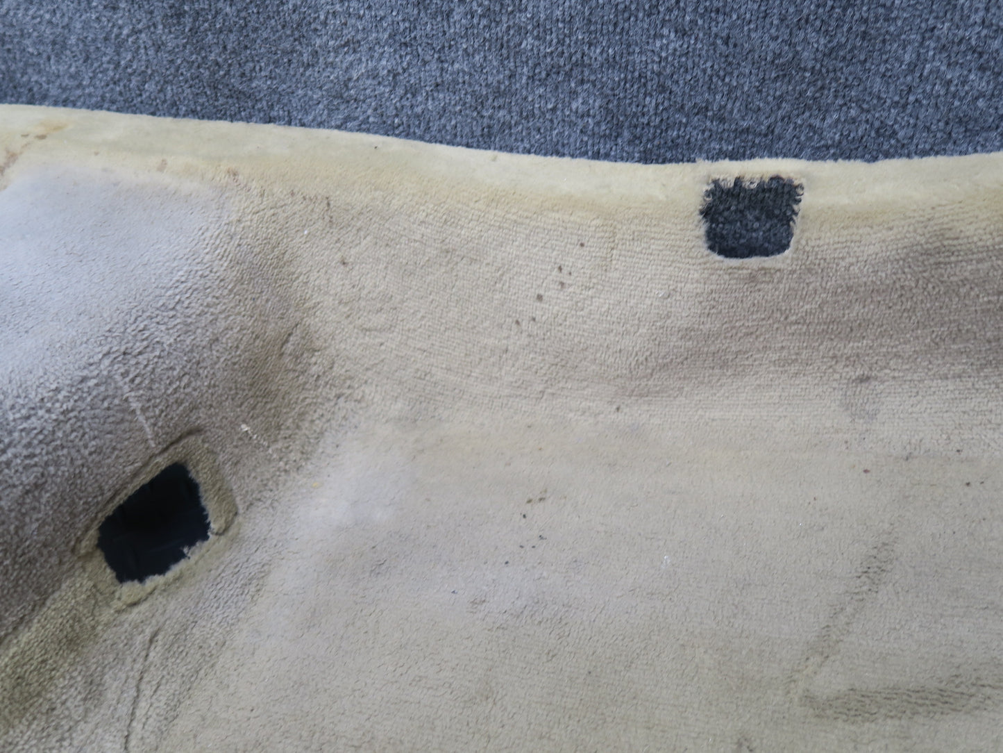 86-93 Mercedes W124 300E Sedan Front Interior Floor MAT Carpet Cover Beige OEM