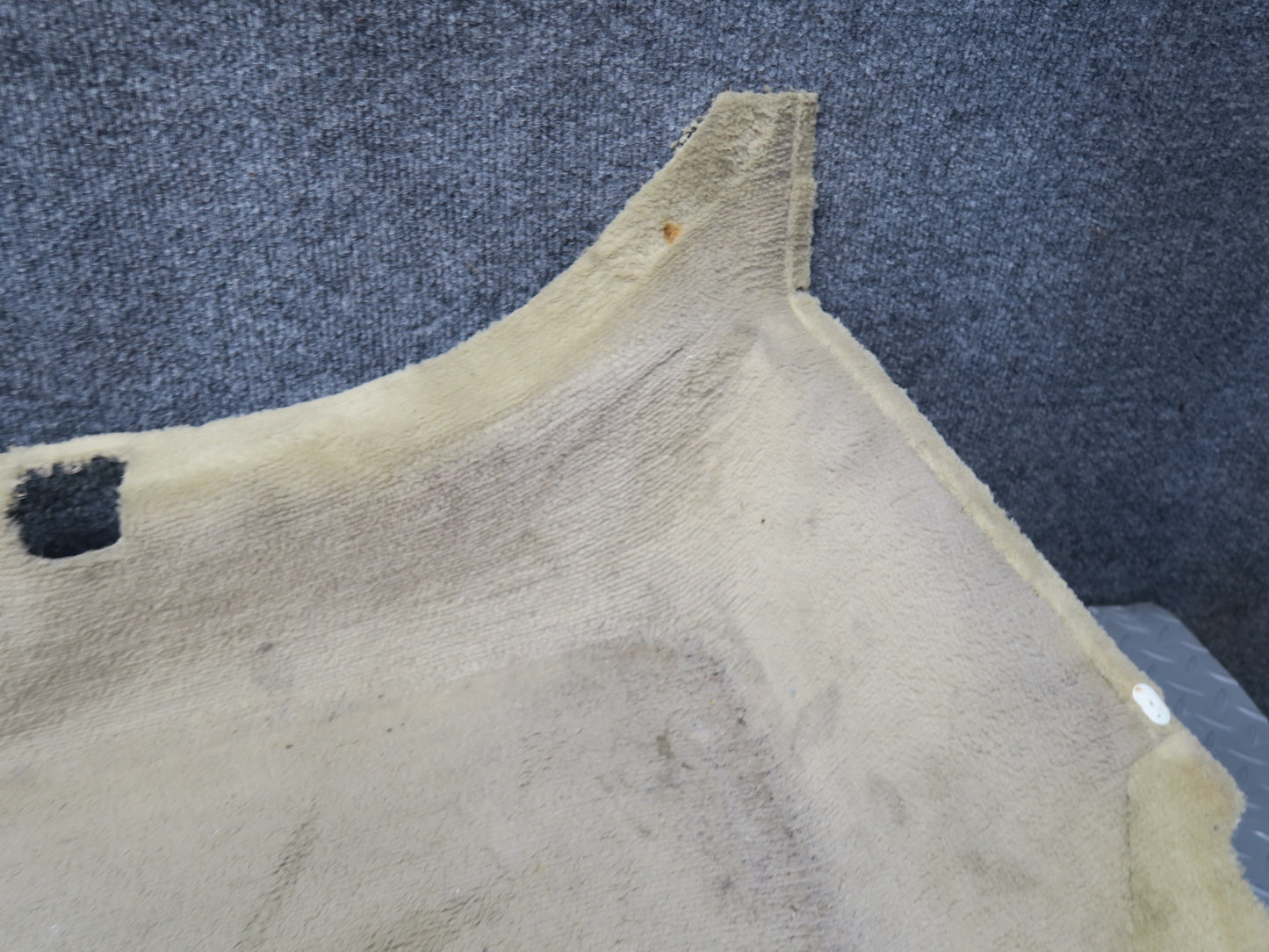 86-93 Mercedes W124 300E Sedan Front Interior Floor MAT Carpet Cover Beige OEM