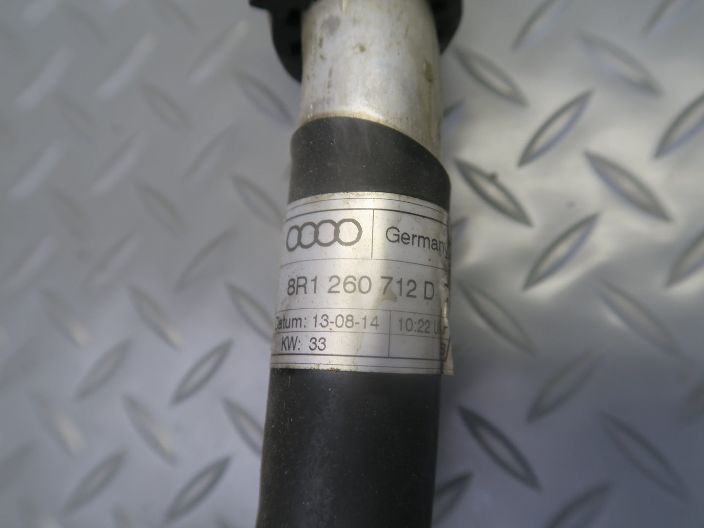 2015-2018 Porsche Macan Turbo 3.6L Engine Intercooler Y Connector Pipe