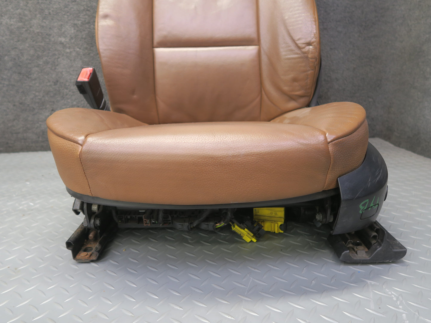 11-13 BMW E93 335i Convertible Front Left & Right Sport Leather Seat Set OEM