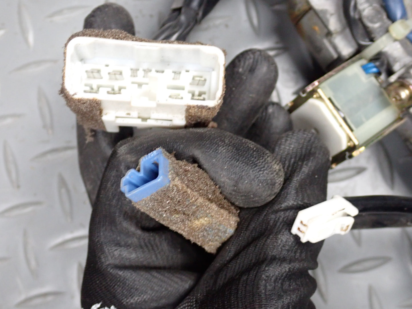 1998 Lexus SC300 2JZGE A/T ECM ECU Theft Ignit Glove Door Trunk Lock KEY Set OEM