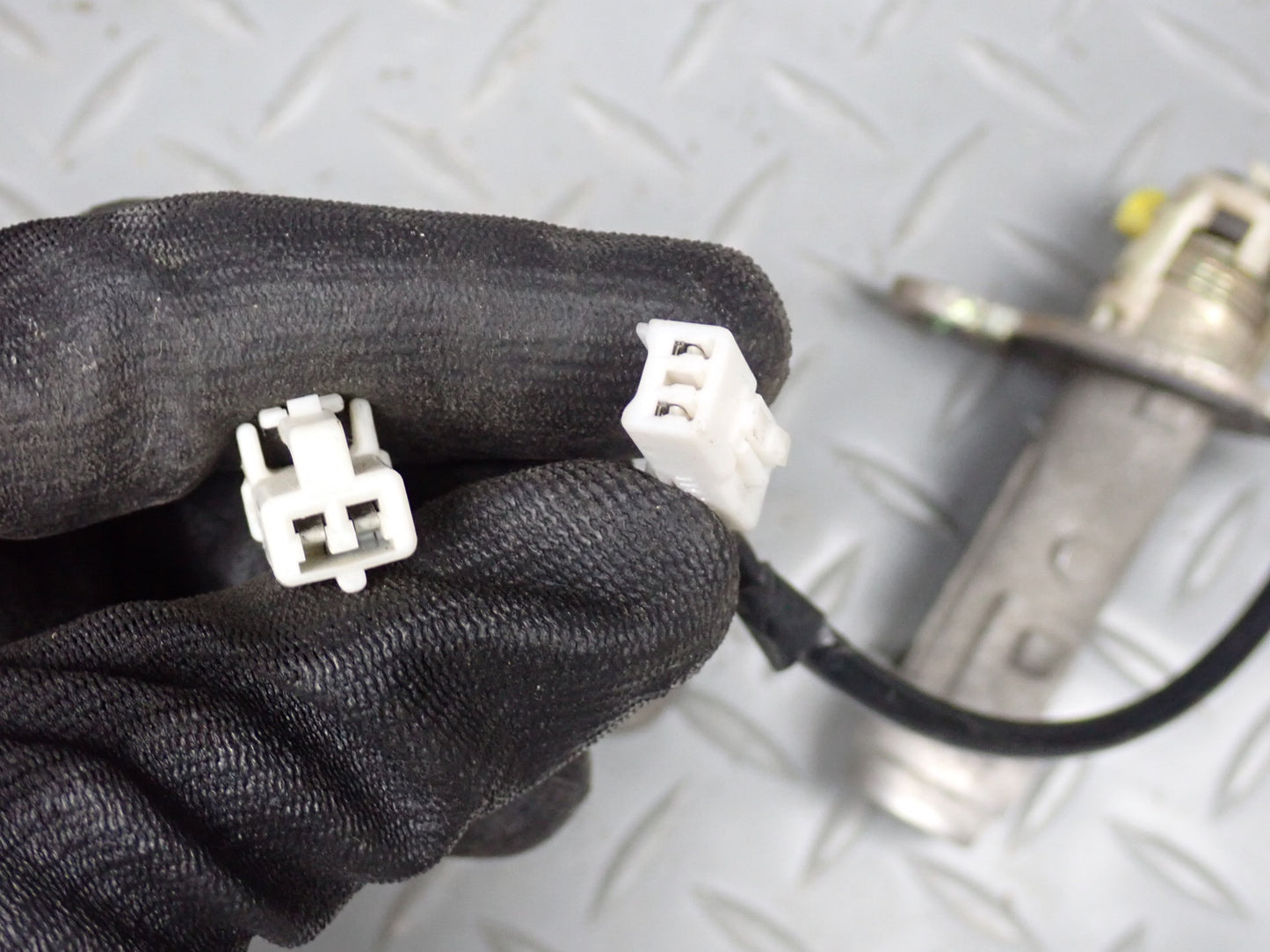 1998 Lexus SC300 2JZGE A/T ECM ECU Theft Ignit Glove Door Trunk Lock KEY Set OEM