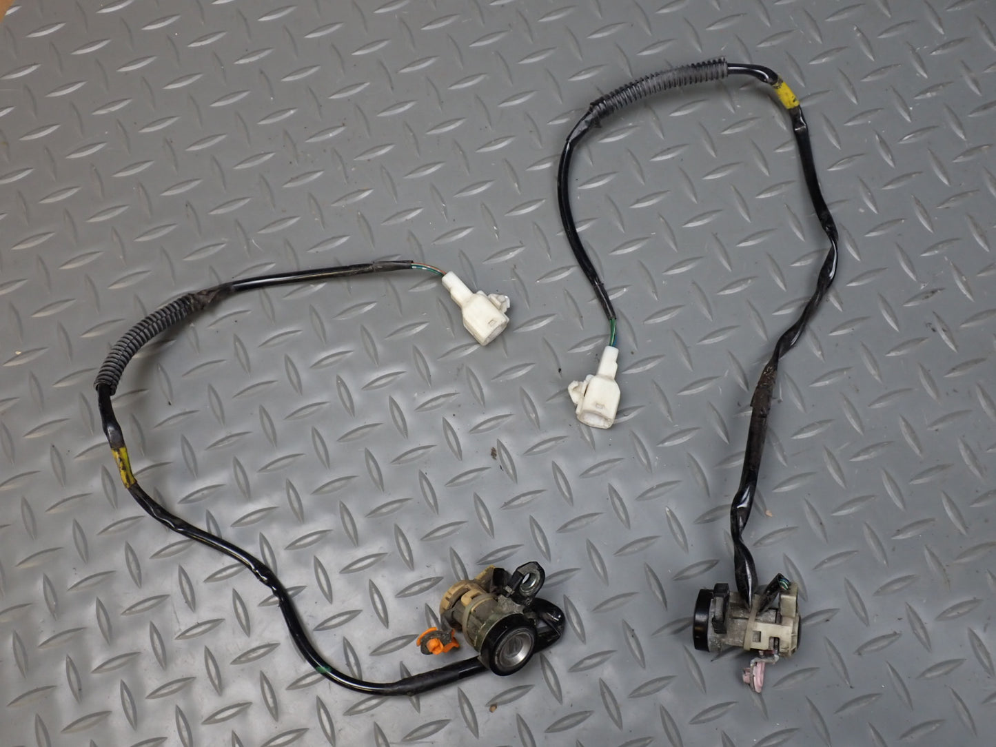 1998 Lexus SC300 2JZGE A/T ECM ECU Theft Ignit Glove Door Trunk Lock KEY Set OEM
