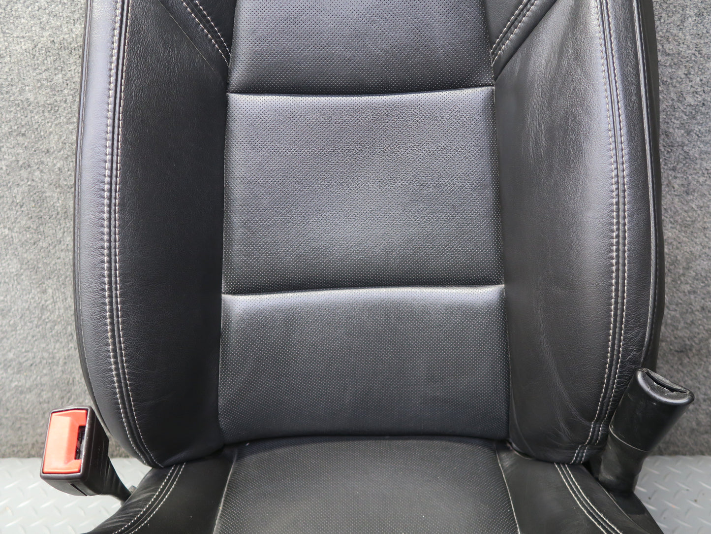 14-19 Chevrolet Corvette C7 Set of 2 Front Left & Right Leather Seat Black OEM