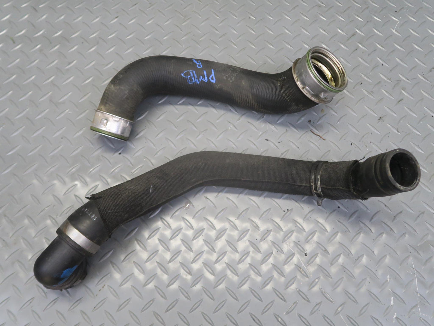 15-18 Porsche Macan Turbo 3.6L Engine Left Right Air Intake Hose Pipe Line Set