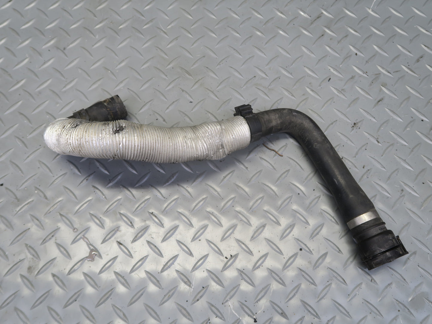 15-18 Porsche Macan Turbo 3.6L Engine Left Right Air Intake Hose Pipe Line Set