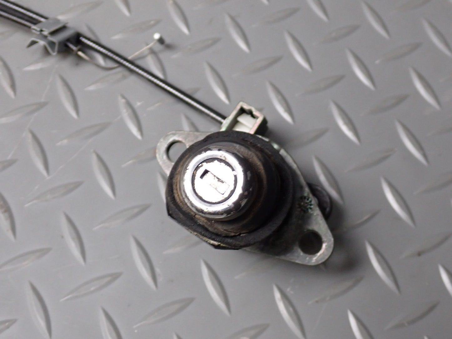 04-05 BMW E46 330ci Conv ECM ECU Immo Ignition Door Glove Trunk Lock KEY Set OEM