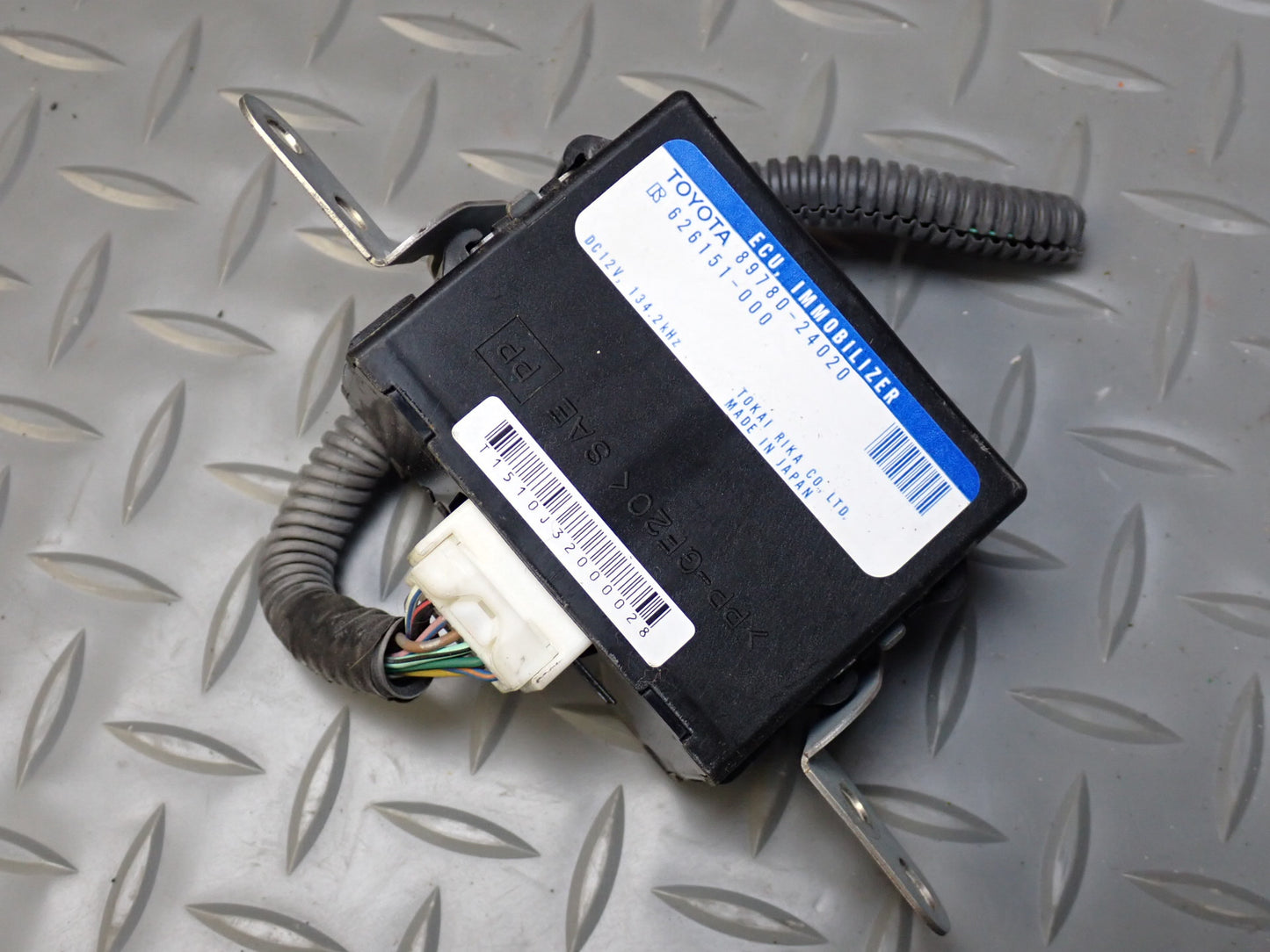2003 Lexus UZZ40L SC430 3UZFE ECU ECM Immo Ignition Glove Door Lock KEY Set OEM