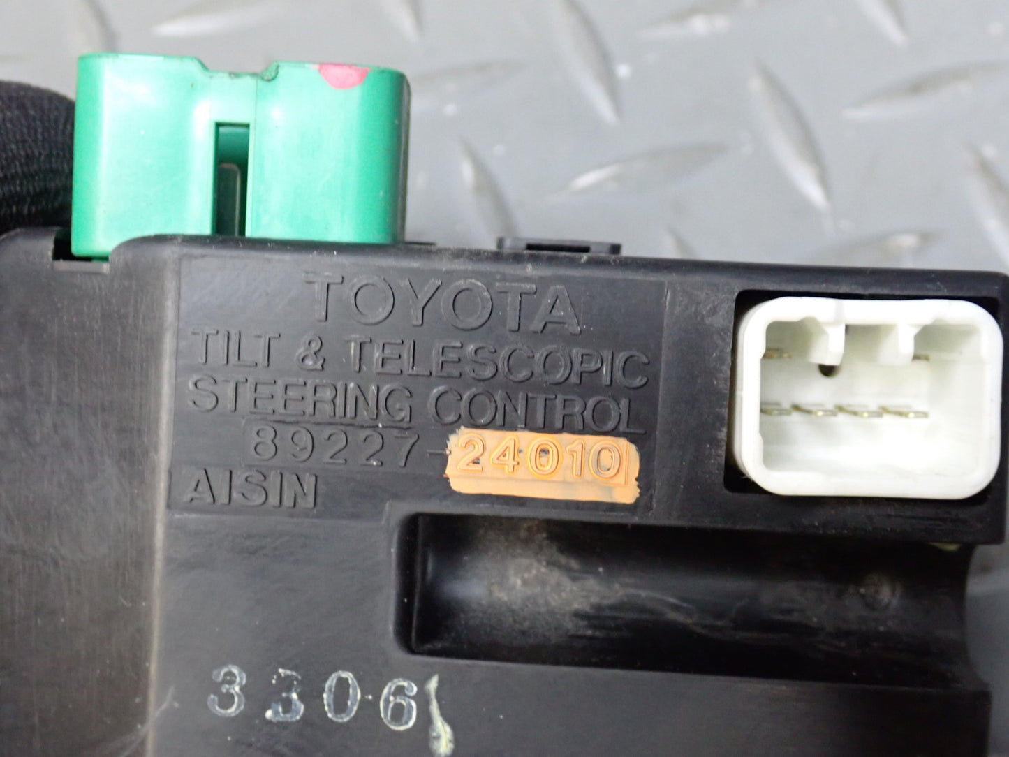2003 Lexus UZZ40L SC430 3UZFE ECU ECM Immo Ignition Glove Door Lock KEY Set OEM