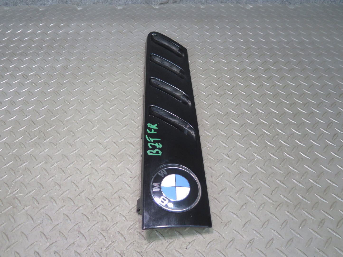 96-02 BMW E36/7 Z3 Set of 2 Front Right & Left Fender Vent Trim Cover Black OEM