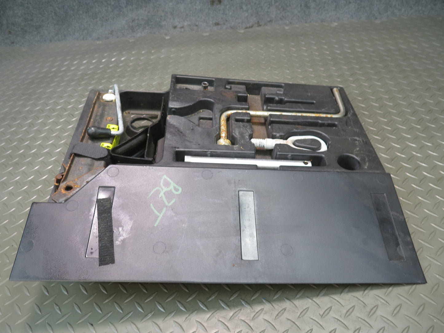 97-02 BMW E36/7 Z3 Roadster Spare Tire Lift Jack Tool KIT Tray Holder Set OEM