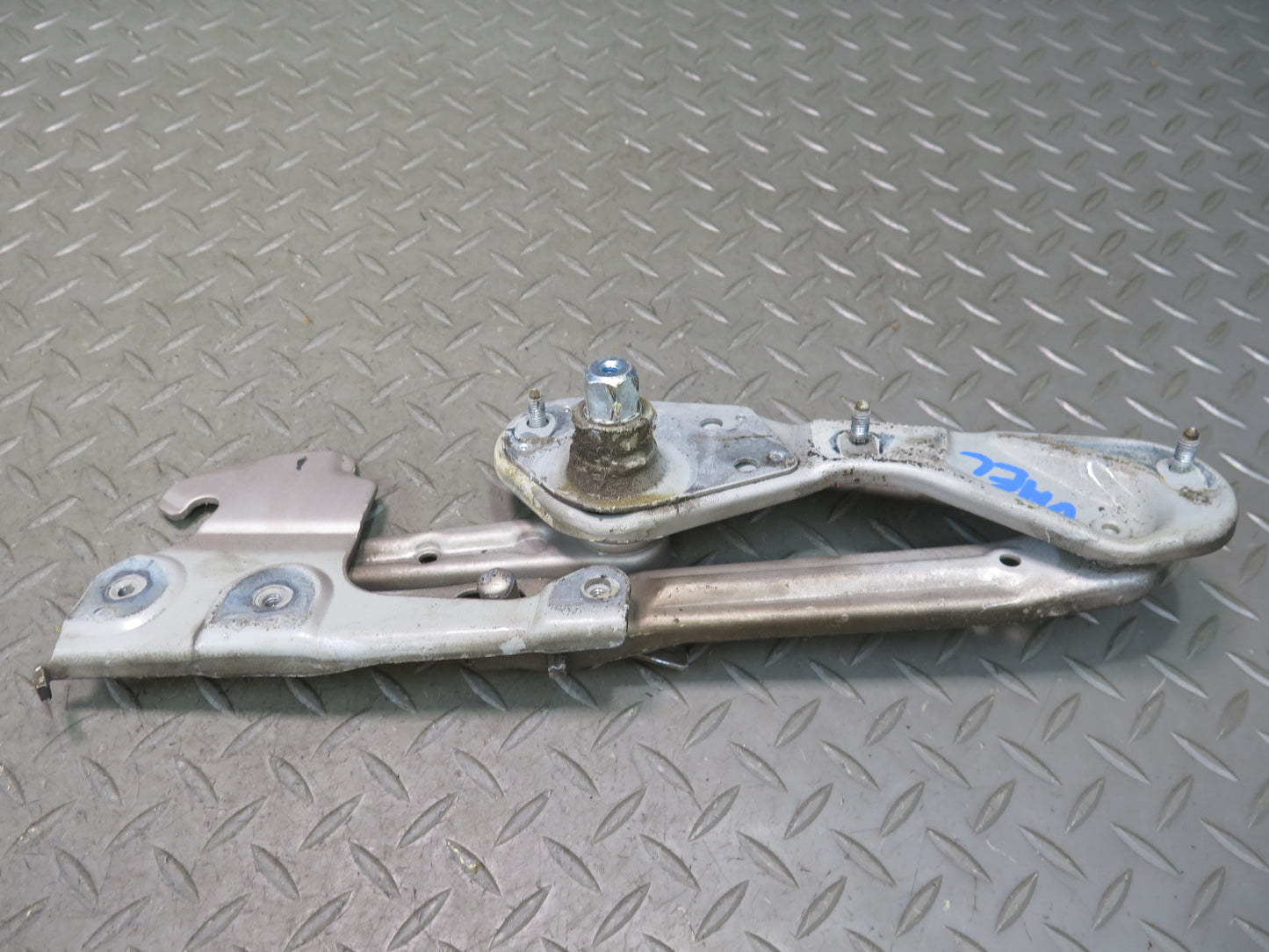 86-93 Mercedes W124 Front Left & Right Hood Hinge Set OEM